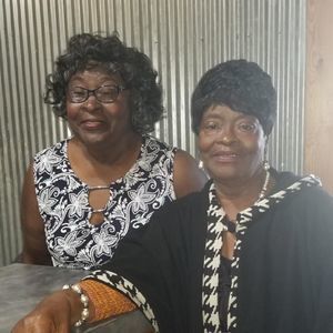 Meet your Posher, Cassandra